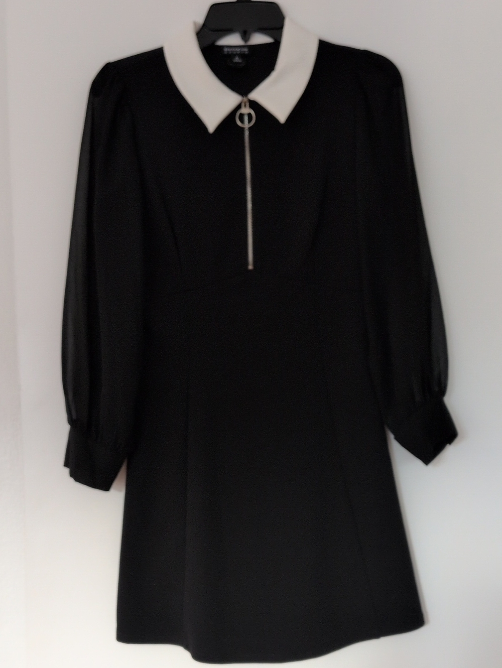 Enfocus Studio Black Dress with White Pointed Collar and Front Zip,new, small